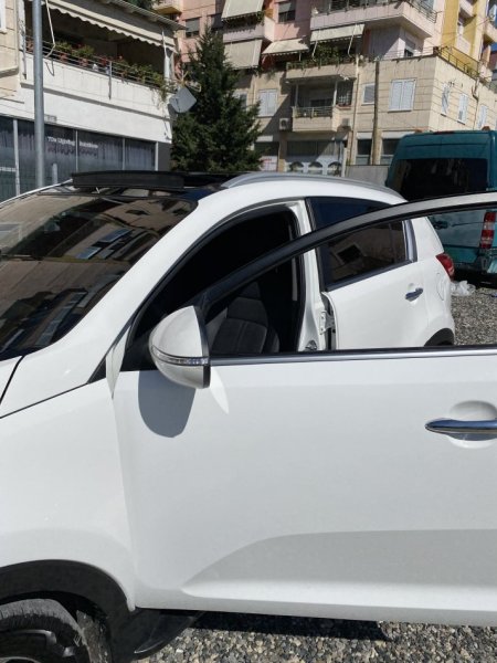 Kia 2013 Sportage R TLX 9999 €
9 999EUR