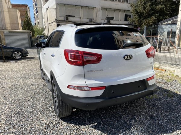 Kia 2013 Sportage R TLX 9999 €
9 999EUR