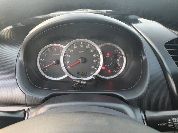 Fier, shes Pick-Up Mitsubishi L 200 2,5 DIO Manual Viti 2014