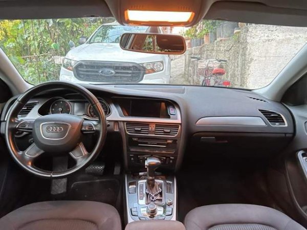 Tirane, shes makine Audi A 4 Viti 2012, 11.000 Euro