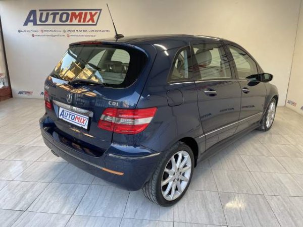 Tirane, shes makine Mercedes-Benz B-200 Viti 2006, 6.400 Euro