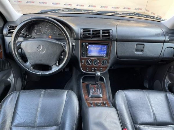 Tirane, shes xhip Mercedes-Benz ML270 Viti 2000, 2.800 Euro