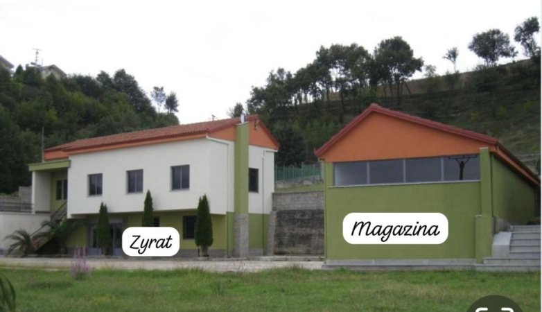 Shitet toke me 2 objekte biznesi ne Kombinat 480.000 euro