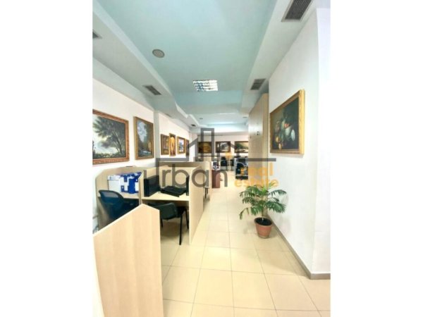 Shitet, Ambient Biznesi, Ambasada Amerikane, Tiranë -600.000€ | 216.5m²