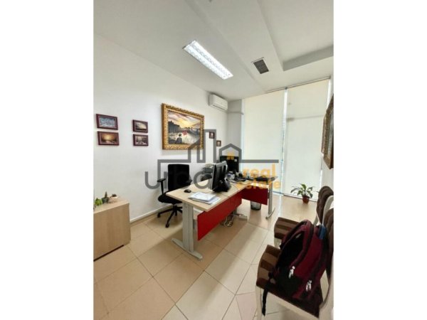 Shitet, Ambient Biznesi, Ambasada Amerikane, Tiranë -600.000€ | 216.5m²