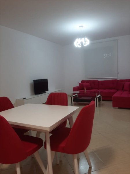 Shitet Apartament 1+1 ne Vlore ne Lungomare 225.000€