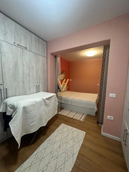 JEPET APARTAMENT 1+1+BLK ME QERA TEK RRUGA ISLAM ALLA 750 EURO