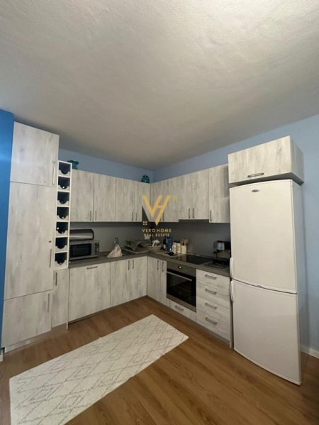 JEPET APARTAMENT 1+1+BLK ME QERA TEK RRUGA ISLAM ALLA 750 EURO