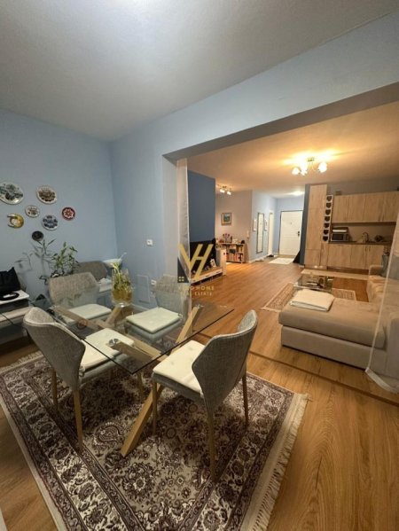 JEPET APARTAMENT 1+1+BLK ME QERA TEK RRUGA ISLAM ALLA 750 EURO