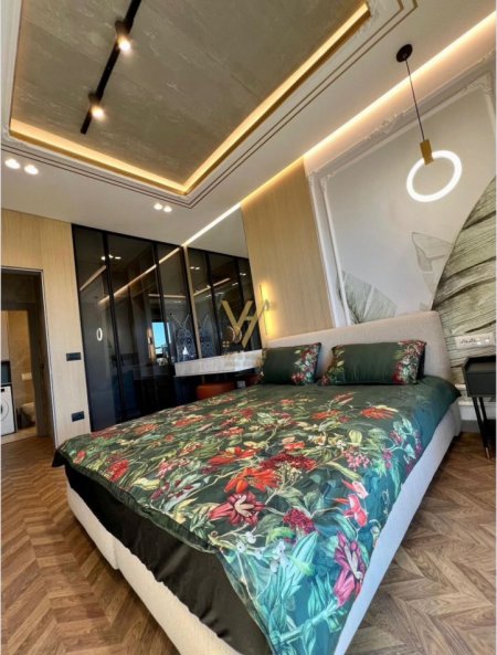 JEPET APARTAMENT 1+1+BLK ME QERA TE KOMPLEKSI GARDEN BUILDING , RRUGA E KAVAJES 1.100 EURO