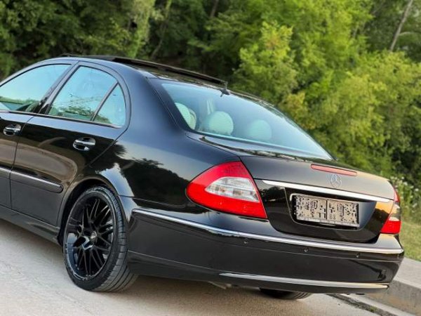 shes Mercedes-Benz MERCEDES E 280 /// EVO - PANORAMA - FULL Viti 2007,