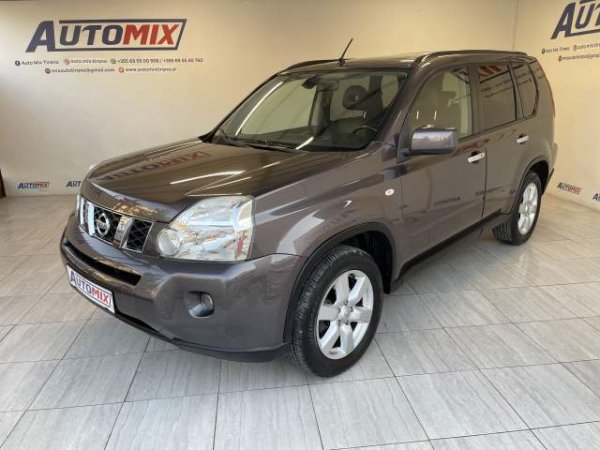 Tirane, shes makine Nissan x-trail Viti 2007, 7.600 Euro