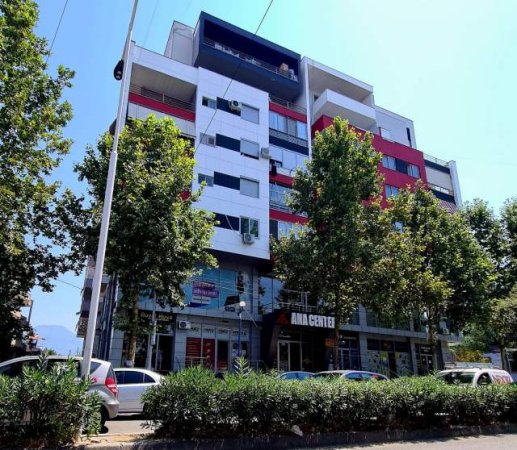 Tirane, shitet ambjent biznesi 80 m² 1.500 Euro/m2 (kamez)