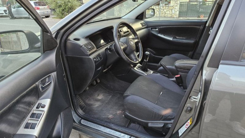 Shitet Toyota Corolla 2005