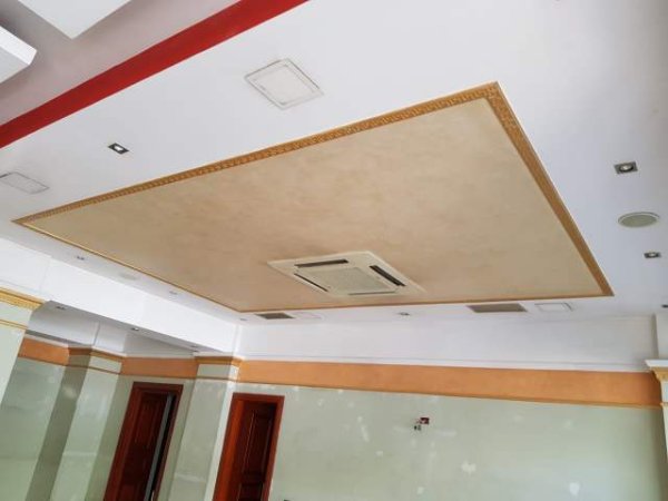 Elbasan, shitet ambjent biznesi 100 m² 400.000 Euro