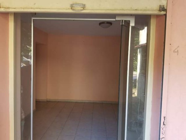 Elbasan, shitet ambjent biznesi 50 m² 73.000 Euro