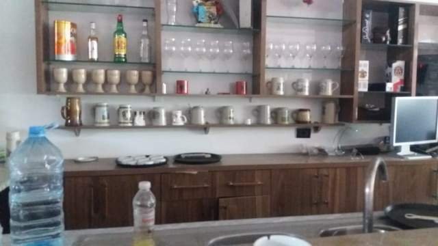 Elbasan, shitet ambjent biznesi 162 m² 324.000 Euro