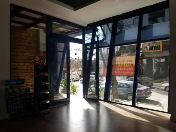 Elbasan, shitet ambjent biznesi 40 m² 2.500 Euro/m2