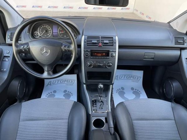 Tirane, shes makine Mercedes-Benz a-class 170 Viti 10/2005, 4.300 Euro