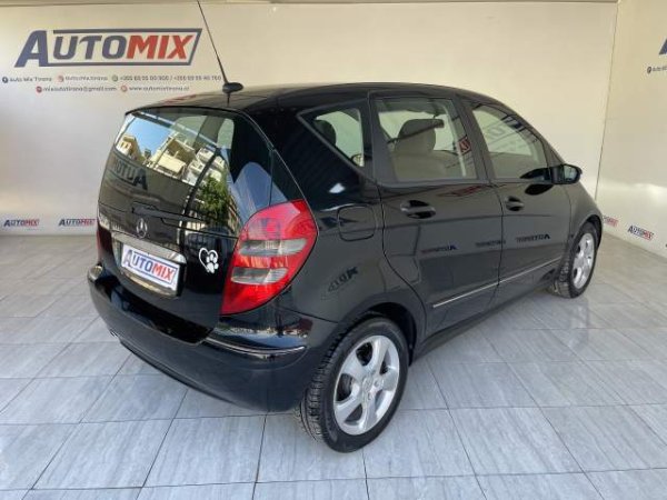 Tirane, shes makine Mercedes-Benz a-class 170 Viti 10/2005, 4.300 Euro