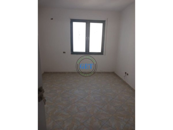 SHITET, APARTAMENT 2+1, TEK 27-KATESHI, NE VOLLGA, DURRES