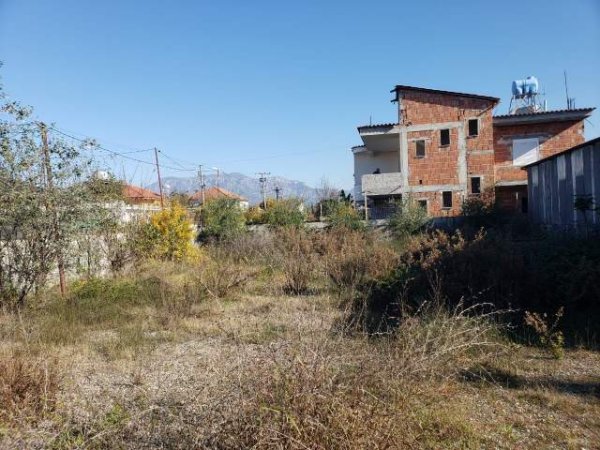 Tirane, shes toke 750 m² 56.000 Euro