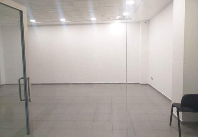 Tirane, shitet ambjent biznesi 44 m² 210.000