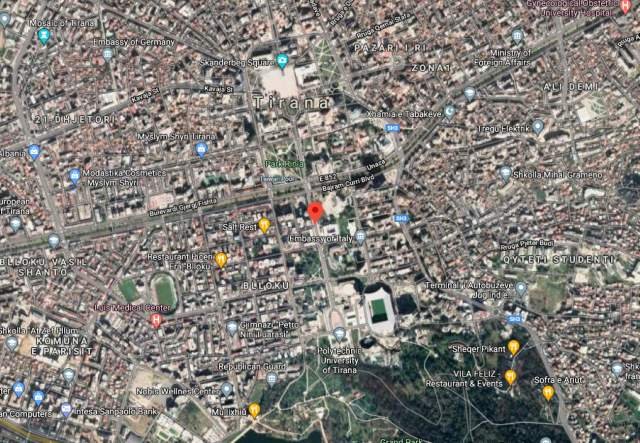 Tirane, shitet ambjent biznesi 44 m² 210.000