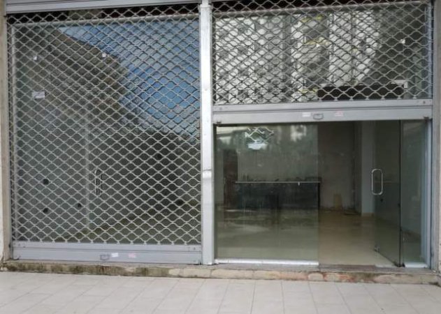 Tirane, shitet ambjent biznesi 50 m² 65.000 Euro