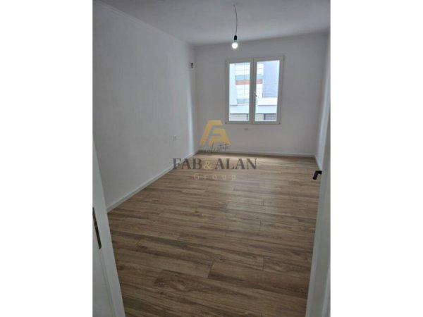 APARTAMENT 2+1 PER SHITJE TEK RRUGA E BOGDANEVE!
