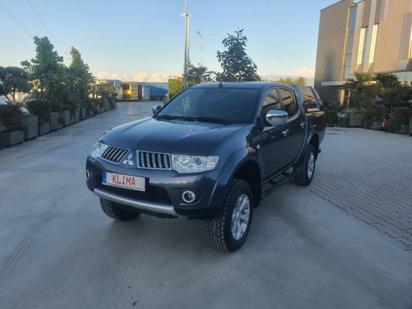 Mitsubishi L 200 2,5 4x4 Viti 2012 Klima