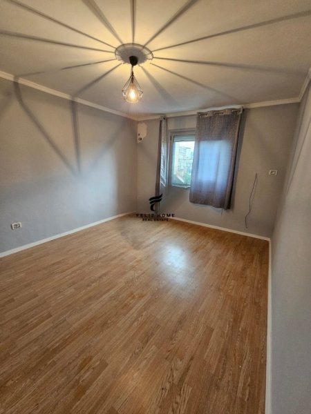 SHITET APARTAMENT 1+1 RRUGA E KAVAJES 95.000 EURO