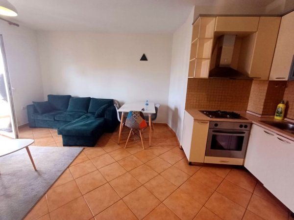 Apartament 2+1 me qira Ambasada Amerikane 800€