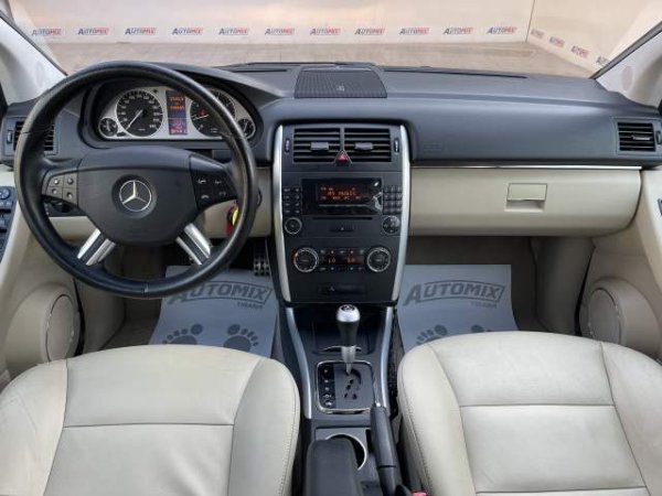 Tirane, shes makine Mercedes-Benz B-200 Viti 2006, 5.800 Euro
