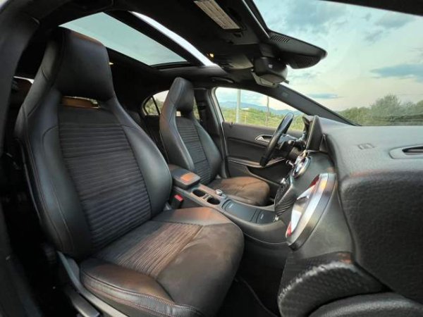 shes Mercedes-Benz MERCEDES A 200 (NAFTE) - AMG - PANORAMA Viti 2013,