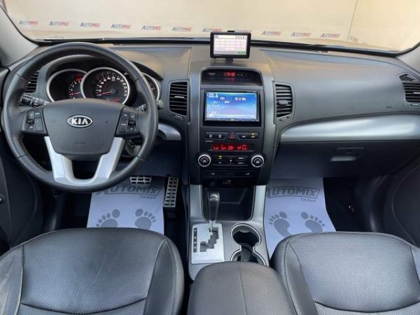 Tirane, shes xhip Kia sorento Viti 2009, 10.500 Euro
