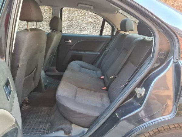 Tirane, shitet makine Ford Mondeo Viti 2006, 2.500 Euro
