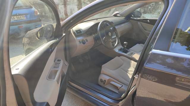 Tirane, shes makine Passat 1.9 Viti 2008, 4.900 Euro