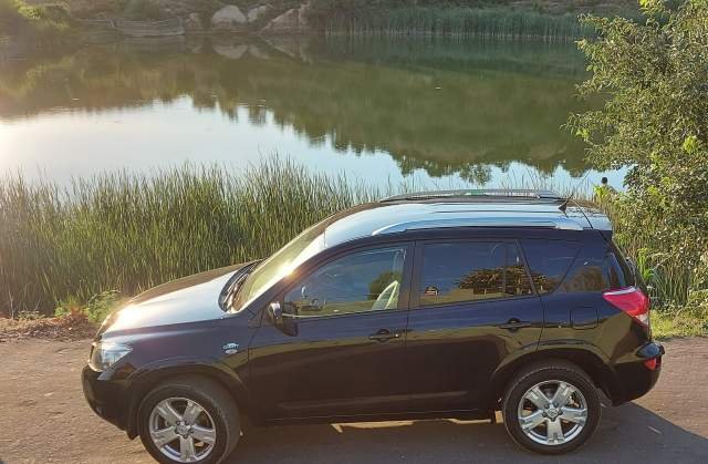 Tirane, shitet  Toyota RAV4 Manual Viti 2006 2.2 Diesel , 6.900 Euro