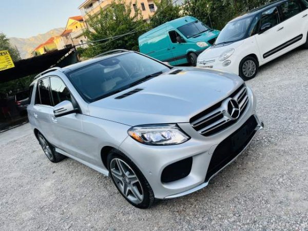 Tirane, shes makine Mercedes-Benz GLE 350 AMG 4 Matic Viti 2016, 38.000 Euro, i diskutueshëm