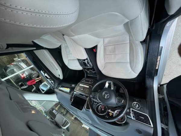 Tirane, shes makine Mercedes-Benz GLE 350 AMG 4 Matic Viti 2016, 38.000 Euro, i diskutueshëm