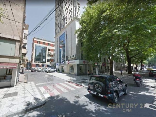 SHESIM APARTAMENT 1+1 NE QENDER TE TIRANES !!! 72 M2,165.000 Euro (QENDER)