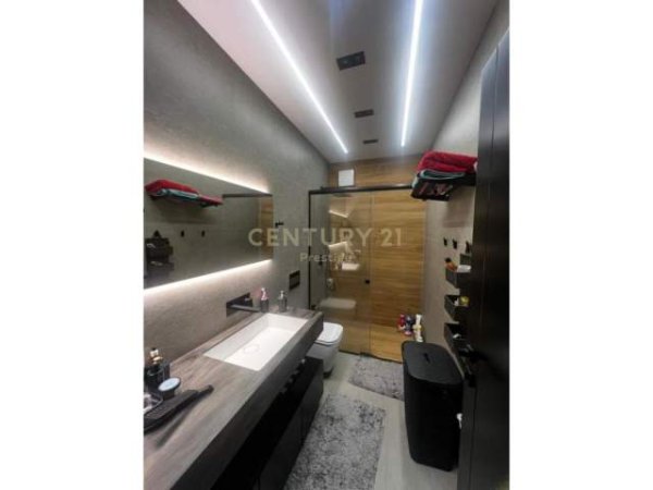 SUPER APARTAMENT 3+1 I MOBILUAR NE SHITJE , DON BOSKO, TIRANE! 140 m² 300.000 Euro (Don Bosko)