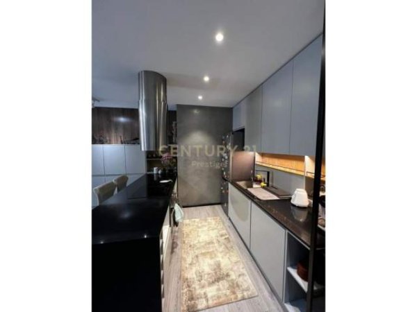 SUPER APARTAMENT 3+1 I MOBILUAR NE SHITJE , DON BOSKO, TIRANE! 140 m² 300.000 Euro (Don Bosko)