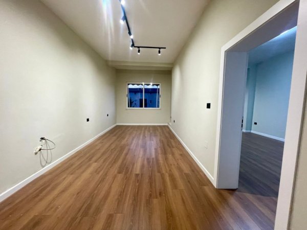 Apartament 2+1 ne shitje Myslym Shyri 140.000 euro
