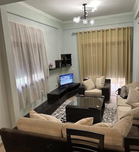 Tirane, jepet me qera apartament 2+1, Kati 2, 95 m2 600 € (Liqeni i Thate)