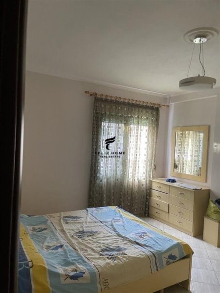 Tirane, jepet me qera apartament 2+1, Kati 1, 90 m2 470 € (KODRA E DIELLIT)