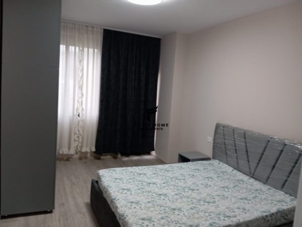 Tirane, jepet me qera apartament 1+1, Kati 5, 76 m² 550 € (21 DHJETORI)