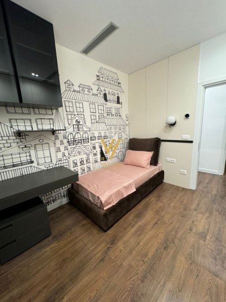 Tirane, jepet me qera apartament 3+1+2+ Ballkon + Post Parkimi , Kati 15, 160 m² 1,800 EURO  (RRUGA E KAVAJES)