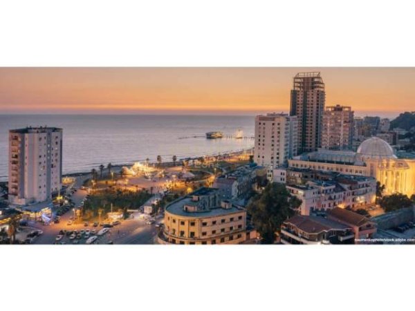 Durres, shes hotel Kati 5, 900 m² Euro (vollga)